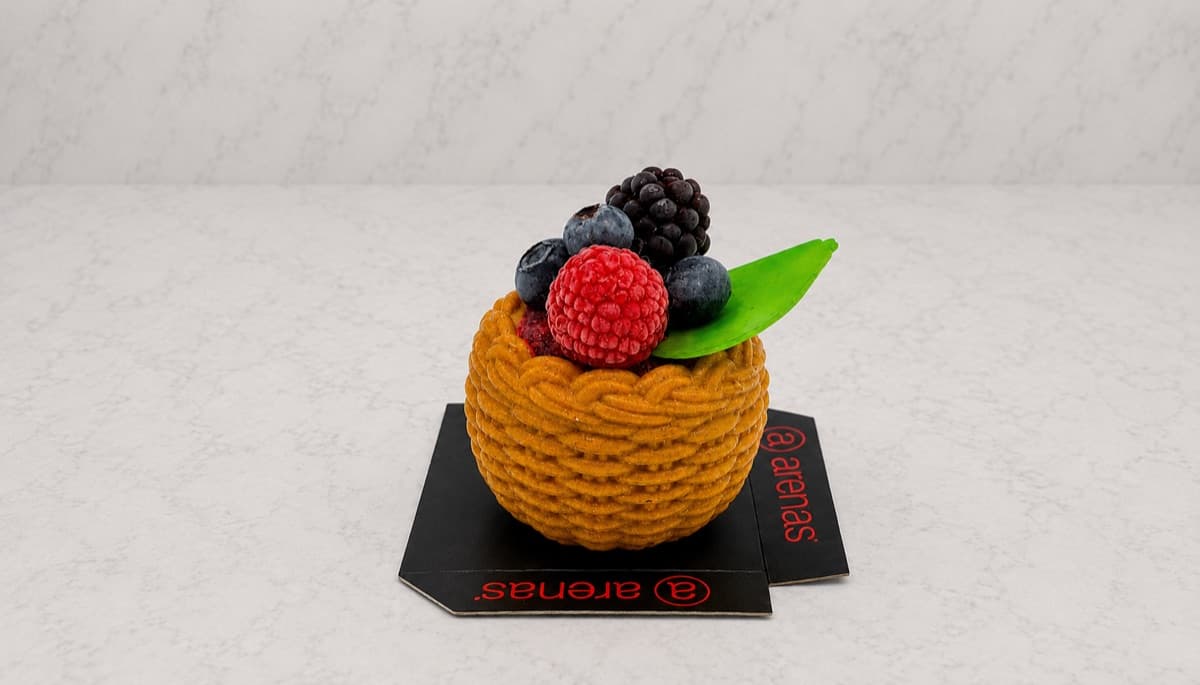 Cistella de fruits vermells